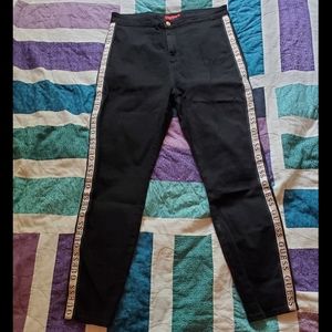Guess Trini Black High-Rise Skinny Jeans Size 32